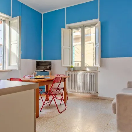 Vibrant Apartment In Giulianova Near The Centre *